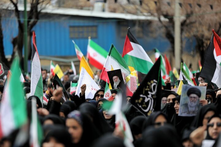 حضور شبانه مردم در خیابان‌ها اقتدار ایران را افزایش داده است