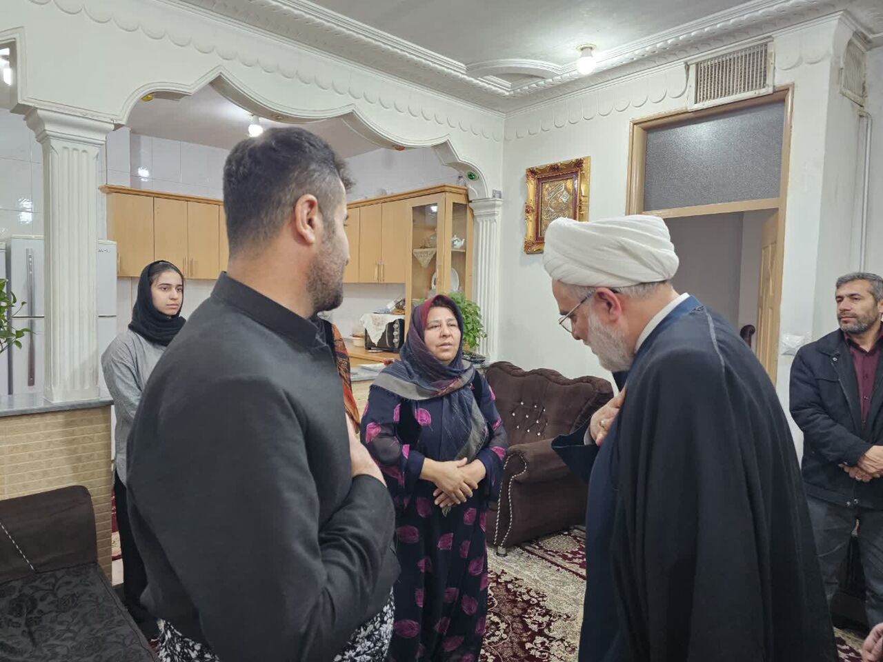 قدردانی نماینده ولی‌فقیه در کردستان از صبر و استقامت خانواده‌های شهدای جنگ رمضان