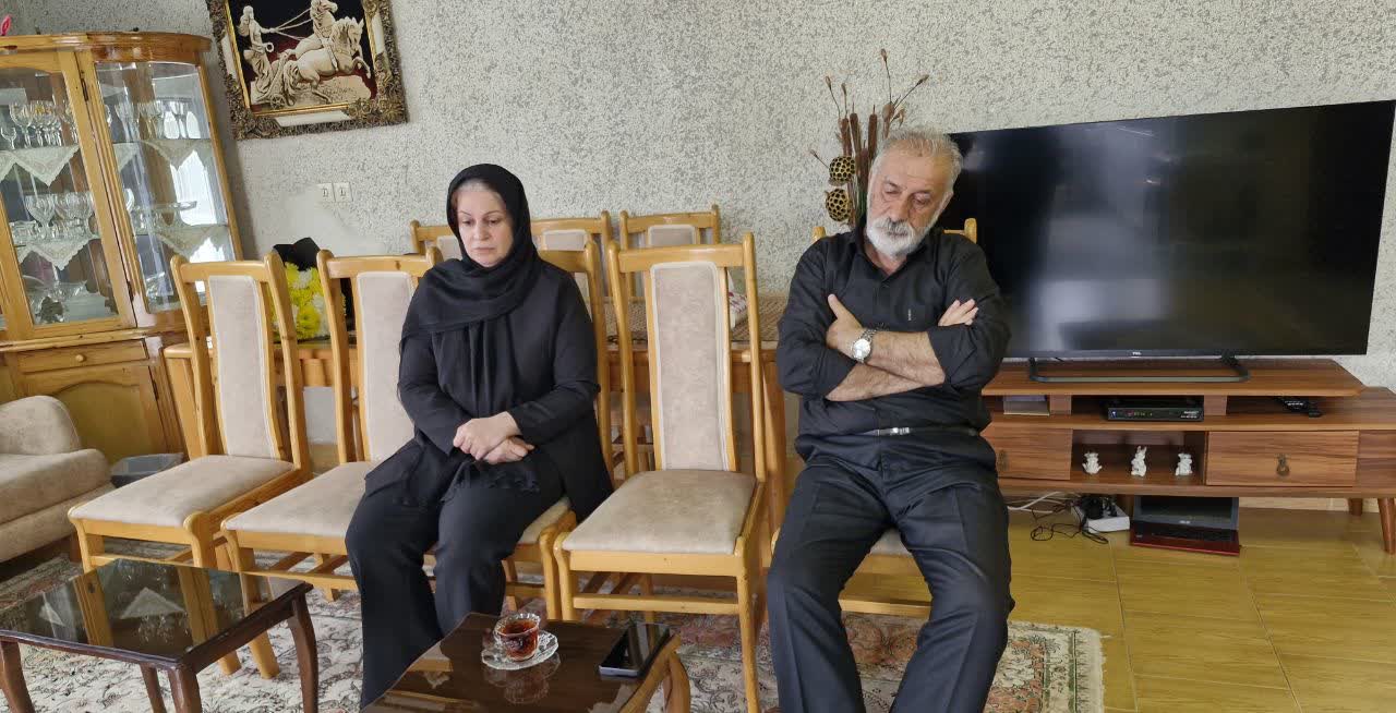دیدار بسیج جامعه زنان گیلان با خانواده شهید دریانورد «حامد رجبی مقدم»