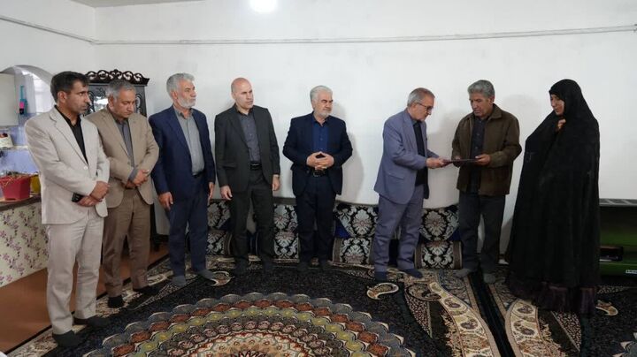 دشمن در تلافی شکست عملیات نجات خلبان، مردم بیگناه را هدف گرفت