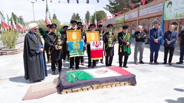 سفیران مهدوی مسجد جمکران در ۷ استان کشور یاد شهدای ایران را گرامی می‌دارند