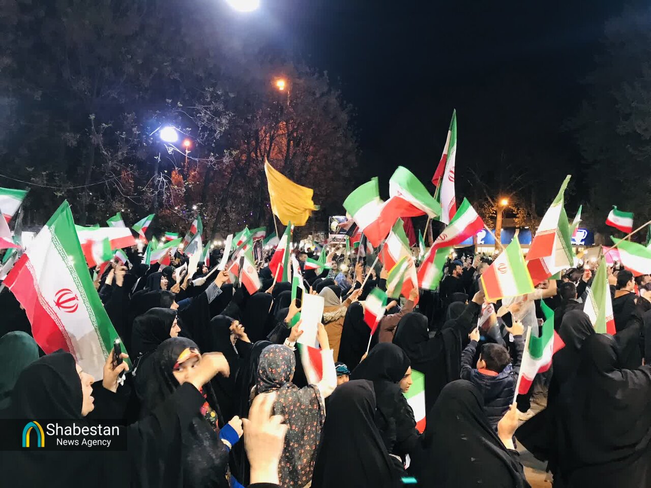 مسجد؛ سنگر همیشگی مردم و مدافعان وطن