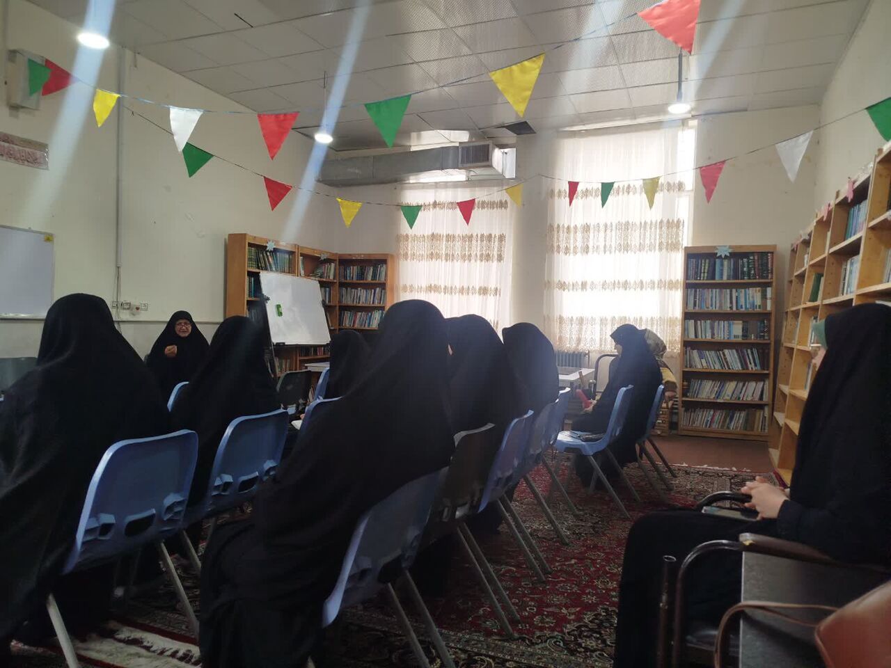 از جزءخوانی قرآن تا یاری مدافعان امنیت در کانون باقرالعلوم کرمانشاه