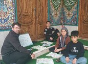 آموزگار جهادی روستای واز، امام‌زاده را به کلاس درس تبدیل کرد