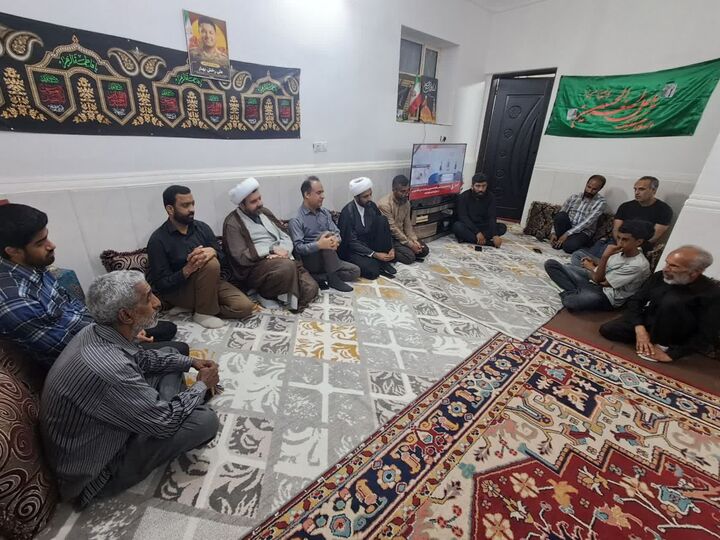 روایت دیدار با خانواده شهید علی رخش‌بهار؛ وقتی بچه‌های مسجد به خانه همرزم آسمانی‌شان رفتند