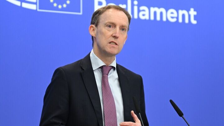 انتقاد نماینده پارلمان اروپا از انفعال اتحادیه اروپا در قبال اسرائیل