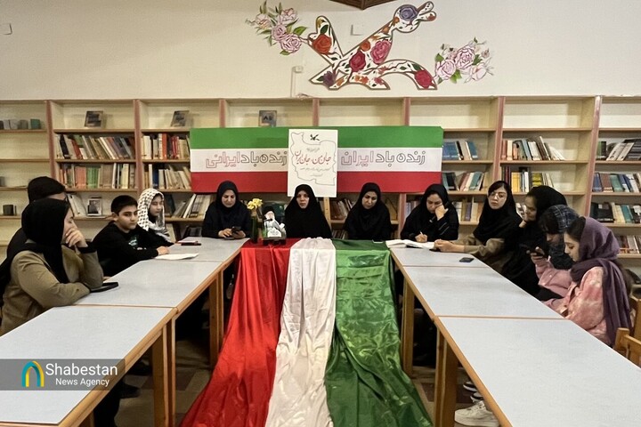 نوشتن مهم‌ترین رسالت اهل قلم در بحران‌هاست