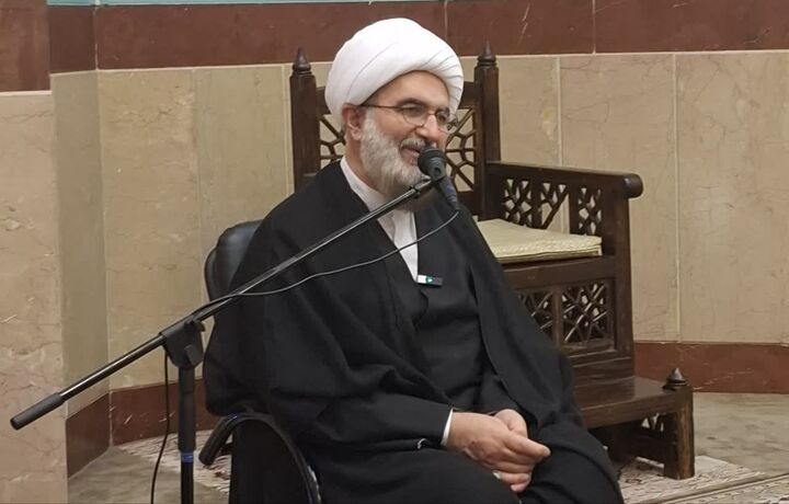 تاکید حجت‌الاسلام حاج علی اکبری بر لزوم هوشیاری در برابر فریب دشمن