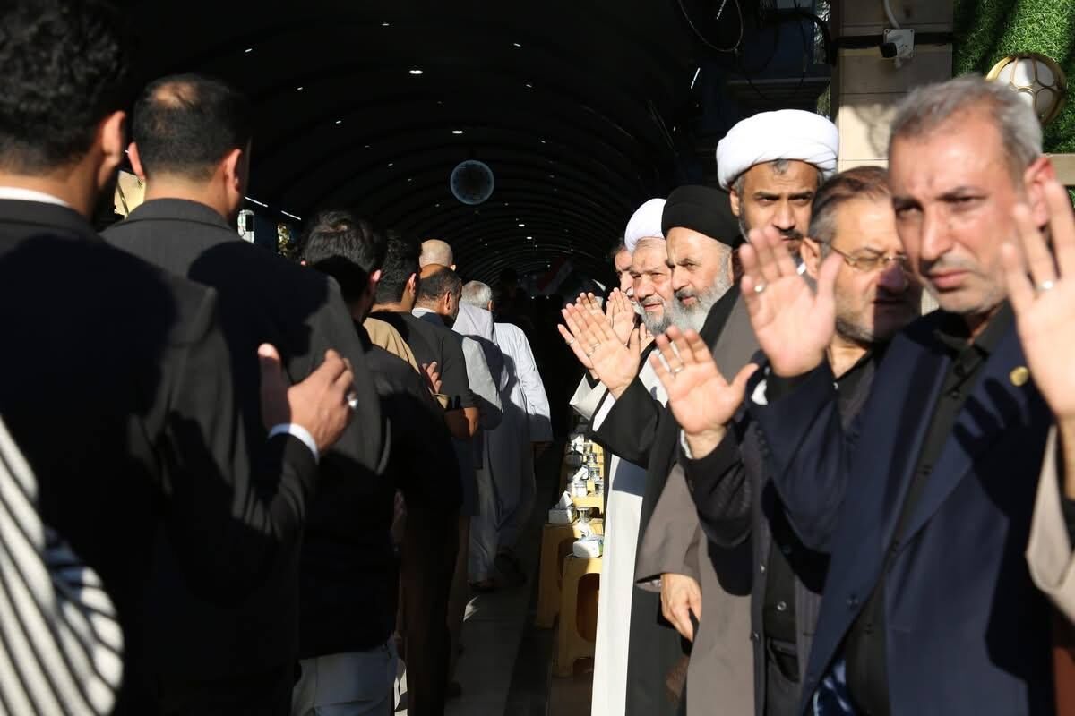 مراسم چهلم شهید آیت الله خامنهای در آستانهای مقدس امام حسین و عباس(ع) + عکس