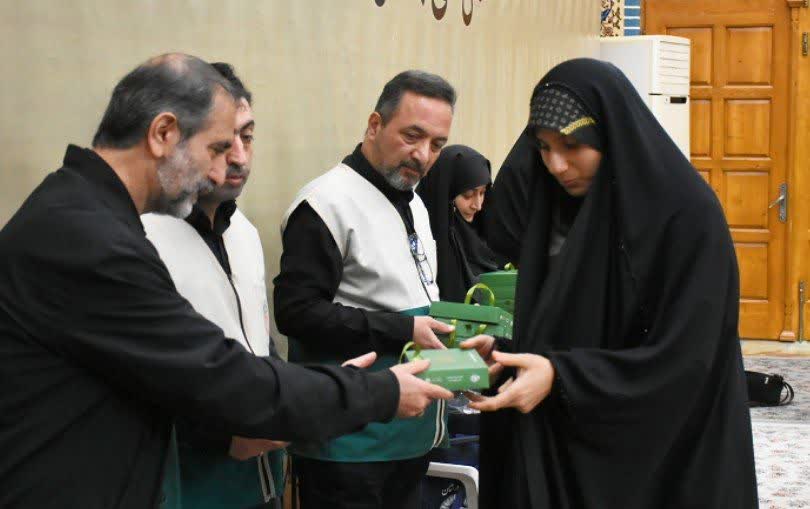 تجلیل از ۴۲ مادر برگزیده رویداد «شکوه مادری» در رشت