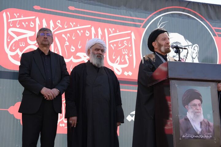 مردم لرستان پای میهن اسلامی استوار ایستاده‌اند