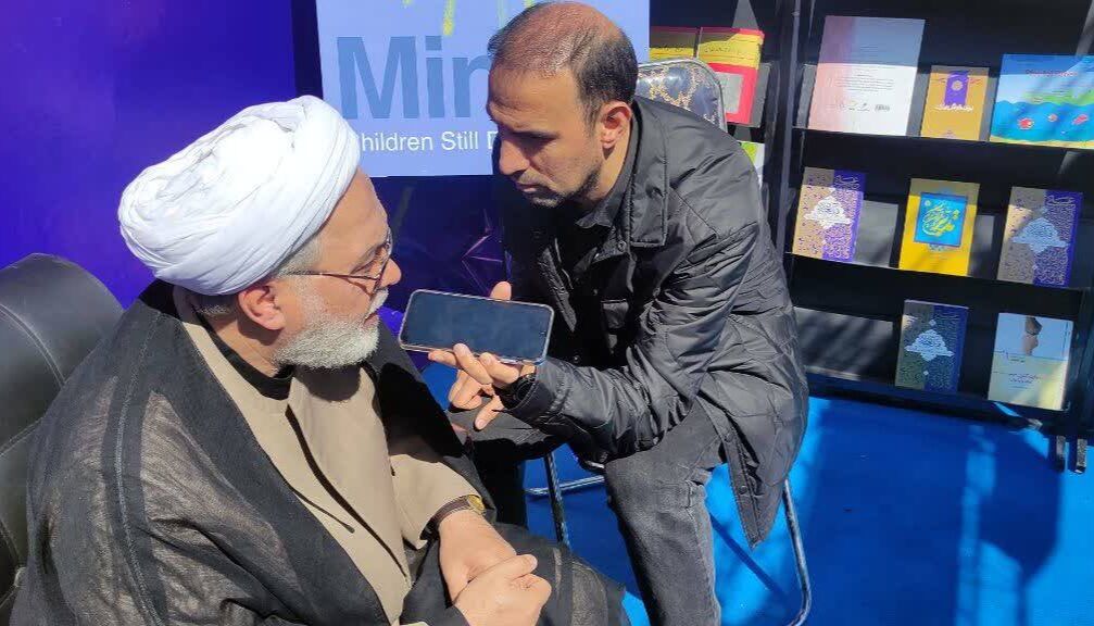 شهادت امام خامنه ای با استحکام پیوند امام و امت؛ وحدت و همبستگی مردم را بیشتر کرد