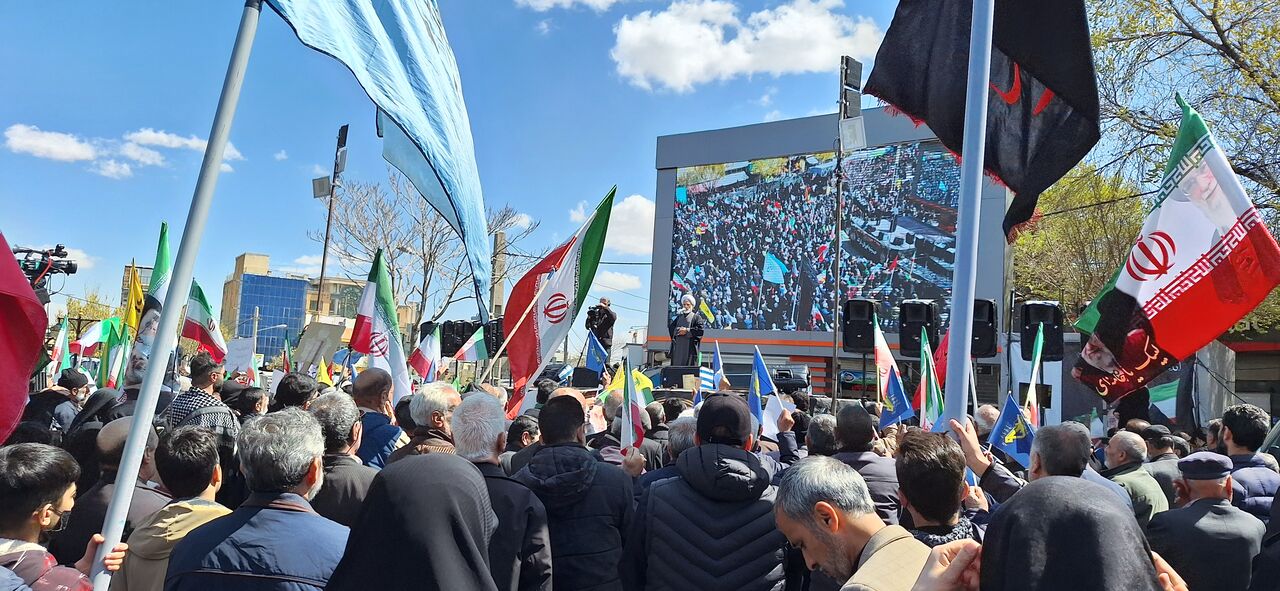 اربعین رهبر شهید؛ تشنه‌لب چون حسین(ع) و غریب چون علی(ع) /  ملت تا نابودی اسرائیل آرام نمی‌گیرد