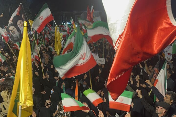 طنین «حیدر حیدر» مردم گرگان در اربعین رهبر شهید