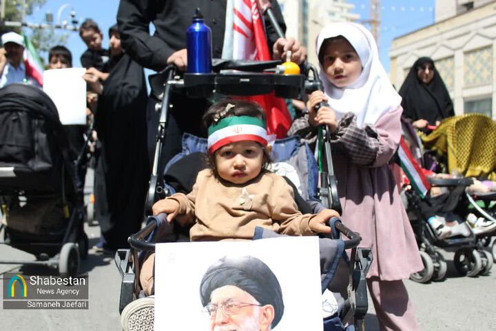 رژه کالسکه‌سواران در مشهد/ دشمن از تولد نسل‌های آینده هراس دارد