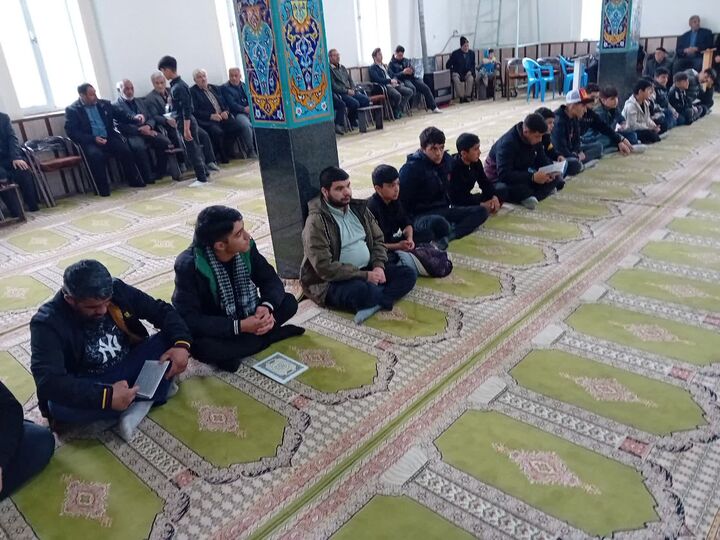 دهه‌ نودی‌های کانون فرهنگی هنری صداقت در بزرگداشت اربعین قائد امت و شهدای جنگ رمضان