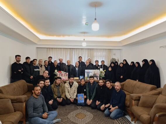 دیدار مدیران کانون‌های مساجد تبریز با خانواده شهدای جنگ رمضان