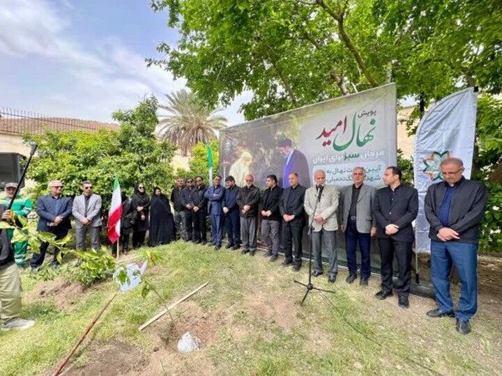 «نهال امید» در شیراز شکوفا شد؛ طاووسیه، «باغ موکب ایران» می‌شود