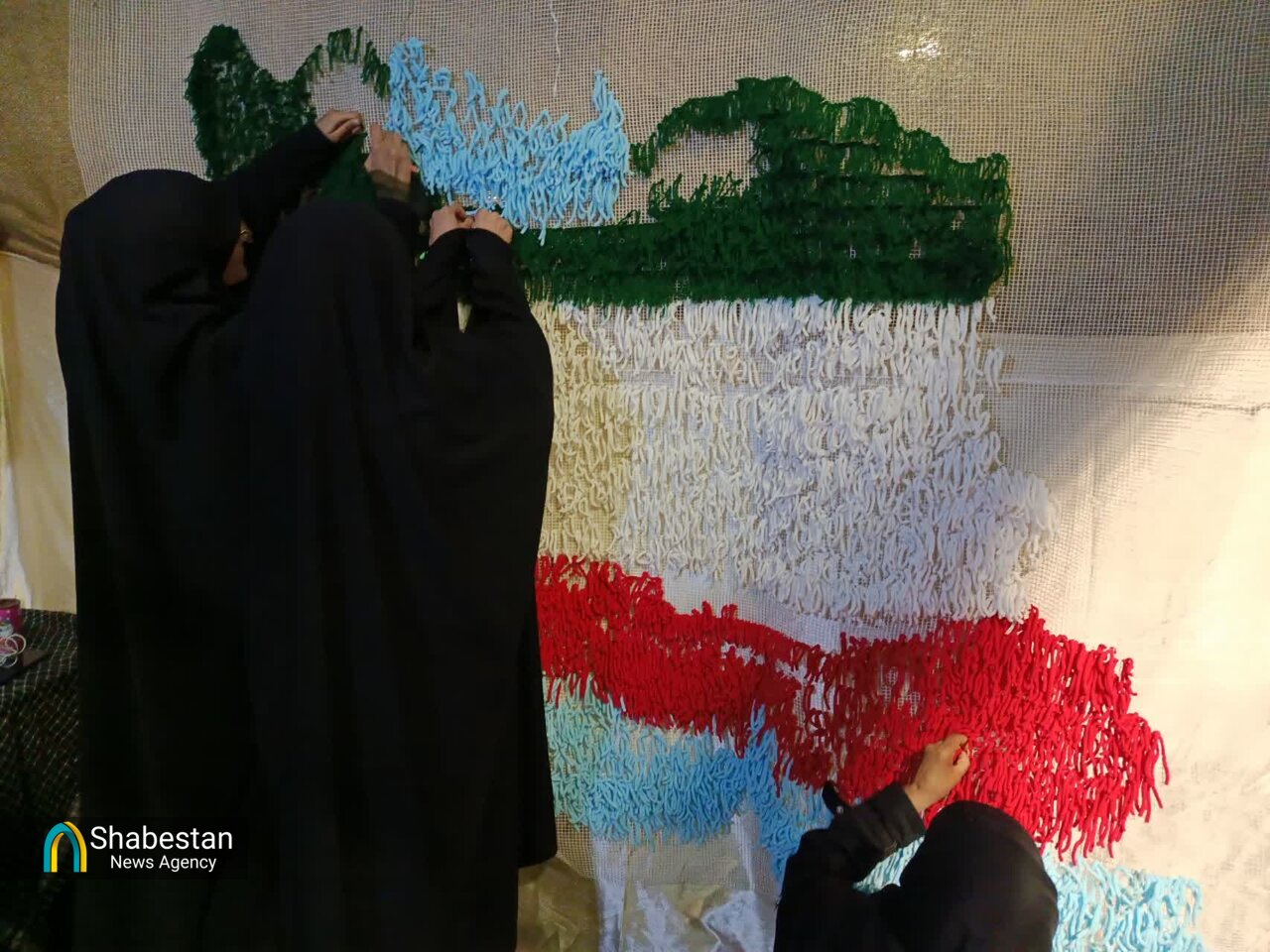 از «ترازوی صلوات» تا «فرشینه مقاومت» در موکب گروه جهادی کرامت بیرجند