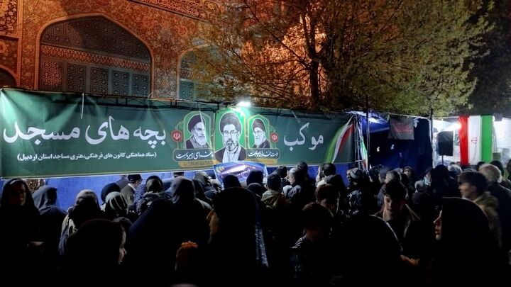 هم‌افزایی کادر نوجوان کانون فرهنگی هنری میلاد در موکب «بچه‌های مسجد» اردبیل