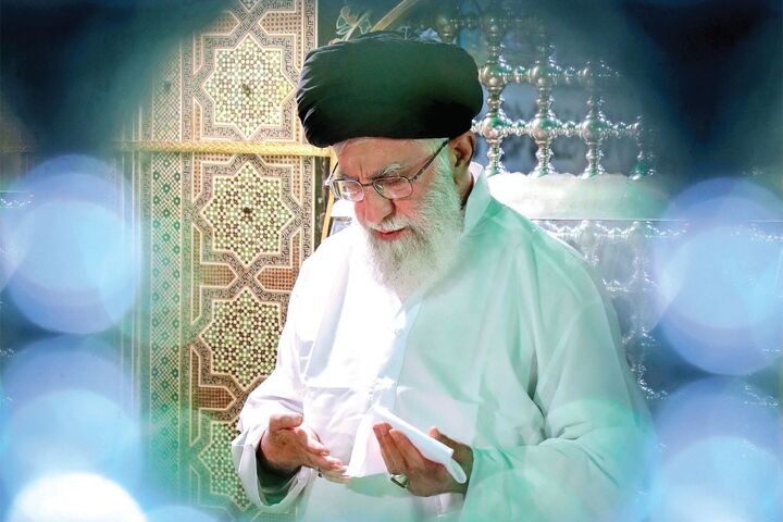 شکفت آتش و گل کرد و لاله زار آمد/بنفشه با غم کوچت مگر کنار آمد
