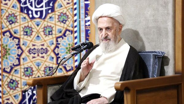 اجازه آیت‌الله سبحانی برای صرف کردن مظالم جهت بازسازی منازل آسیب دیده