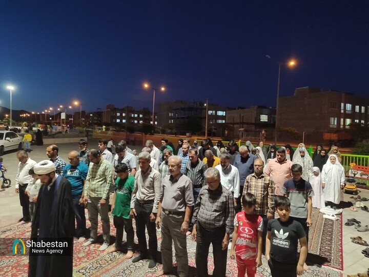 مسجد امام خمینی (ره) مهرشهر؛ از سازه موقت تا پایگاه فرهنگی محله