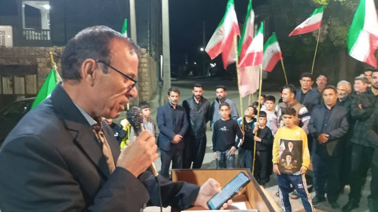 استمرار حضور مردم در خیابان شکوه دشمن‌شناسی و بصیرت است