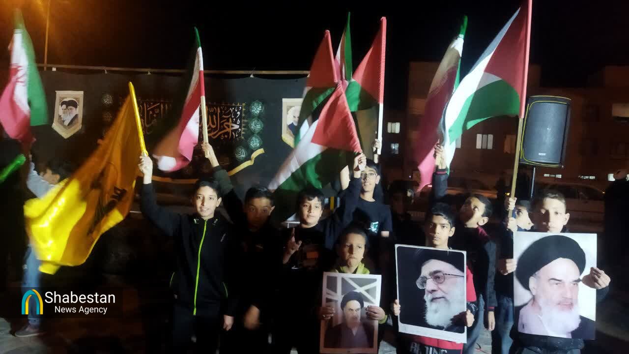 مسجدی امام خمینی (ره) مهرشهر؛ از سازه موقت تا پایگاه فرهنگی محله