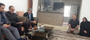 تکریم خانواده های شهدای جنگ رمضان در سوگ امام جعفر صادق (ع)