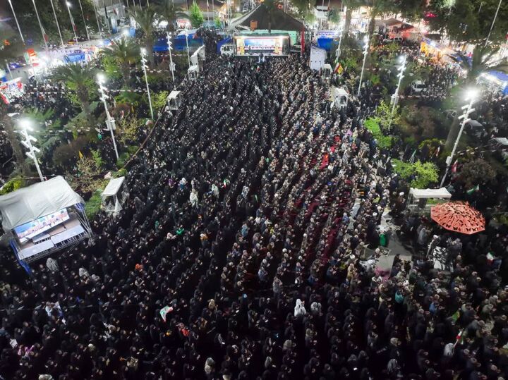 چهل و چهارمین موج سنگر خیابان؛ ایران‌خوانی زیر باران در شب شهادت رئیس مذهب