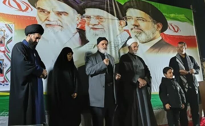 تجدید پیمان نسل جوان با آرمان‌های شهادت/حضور پرشور جوانان در میدان، مشت محکمی بر دهان دشمن
