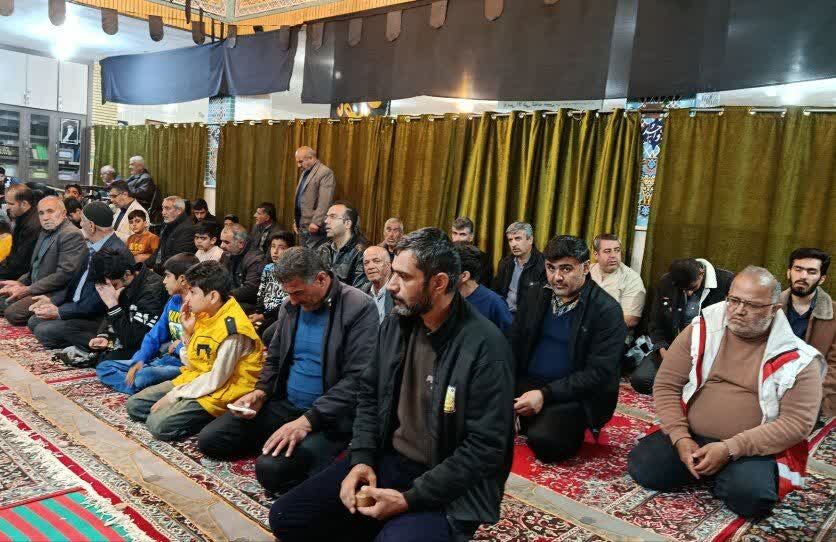 کاروان نوجوانان بشارت در سوگ صادق آل‌محمد؛ مسجد دستنا غرق در عطر عزا