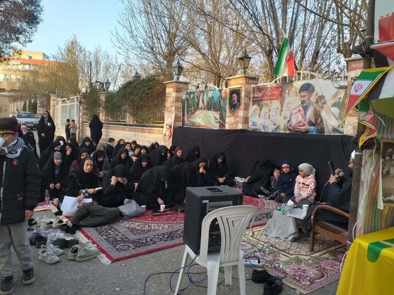 مراسم سوگواری شهادت امام صادق(ع) در بیجار با حضور گسترده بانوان برگزار شد