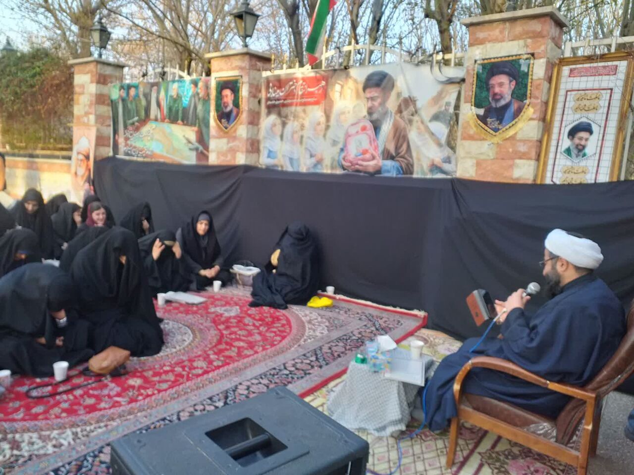 مراسم سوگواری شهادت امام صادق(ع) در بیجار با حضور گسترده بانوان برگزار شد