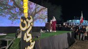 هنرمند مسجدی میناب روایتگر اندوه و استقامت خانواده‌های شجره‌طیبه در نمایش «میدان نبرد» شد