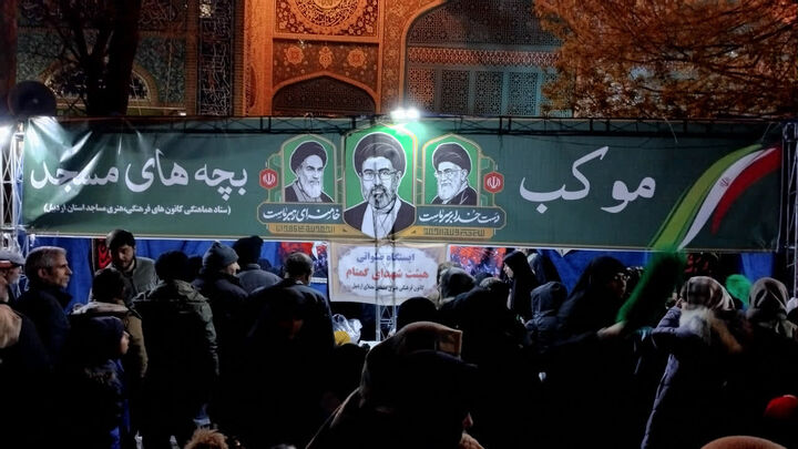 موکب «بچه‌های مسجد» همچنان نگین درخشان اجتماع شبانه مردم انقلابی اردبیل