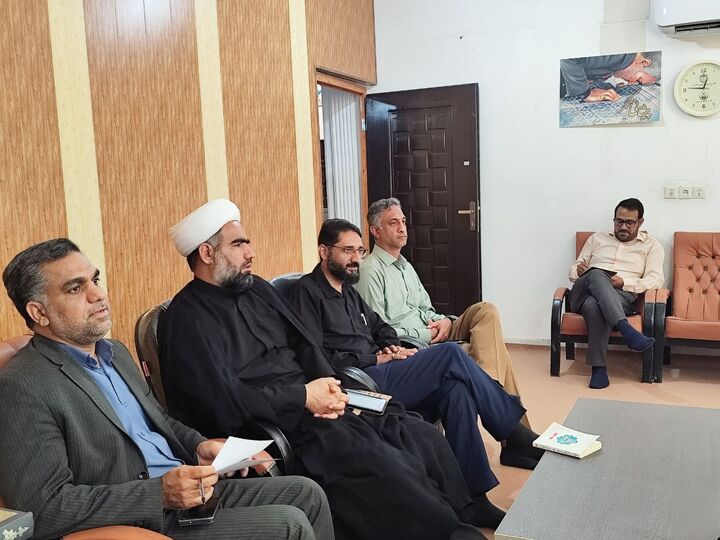 مساجد قرارگاه جنگ نرم و سنگر ترویج فرهنگ رضوی در دهه کرامت