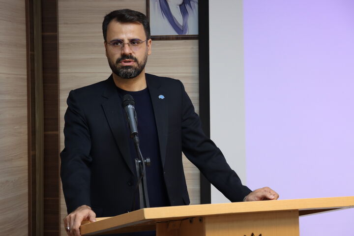 هیئت انتخاب چهره سال ۱۴۰۴ هنر انقلاب اسلامی در استان مرکزی معرفی شدند