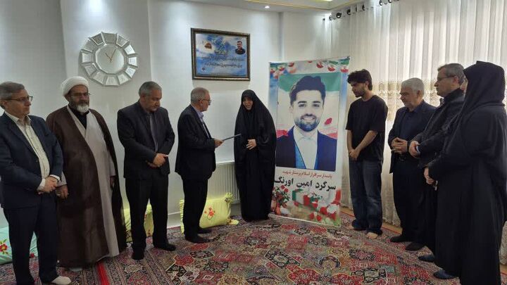 دیدار استاندار کهگیلویه و بویراحمد با خانواده شهیدان فرجی‌زاده، اورنگ، شفیعی خواه و بلقدر