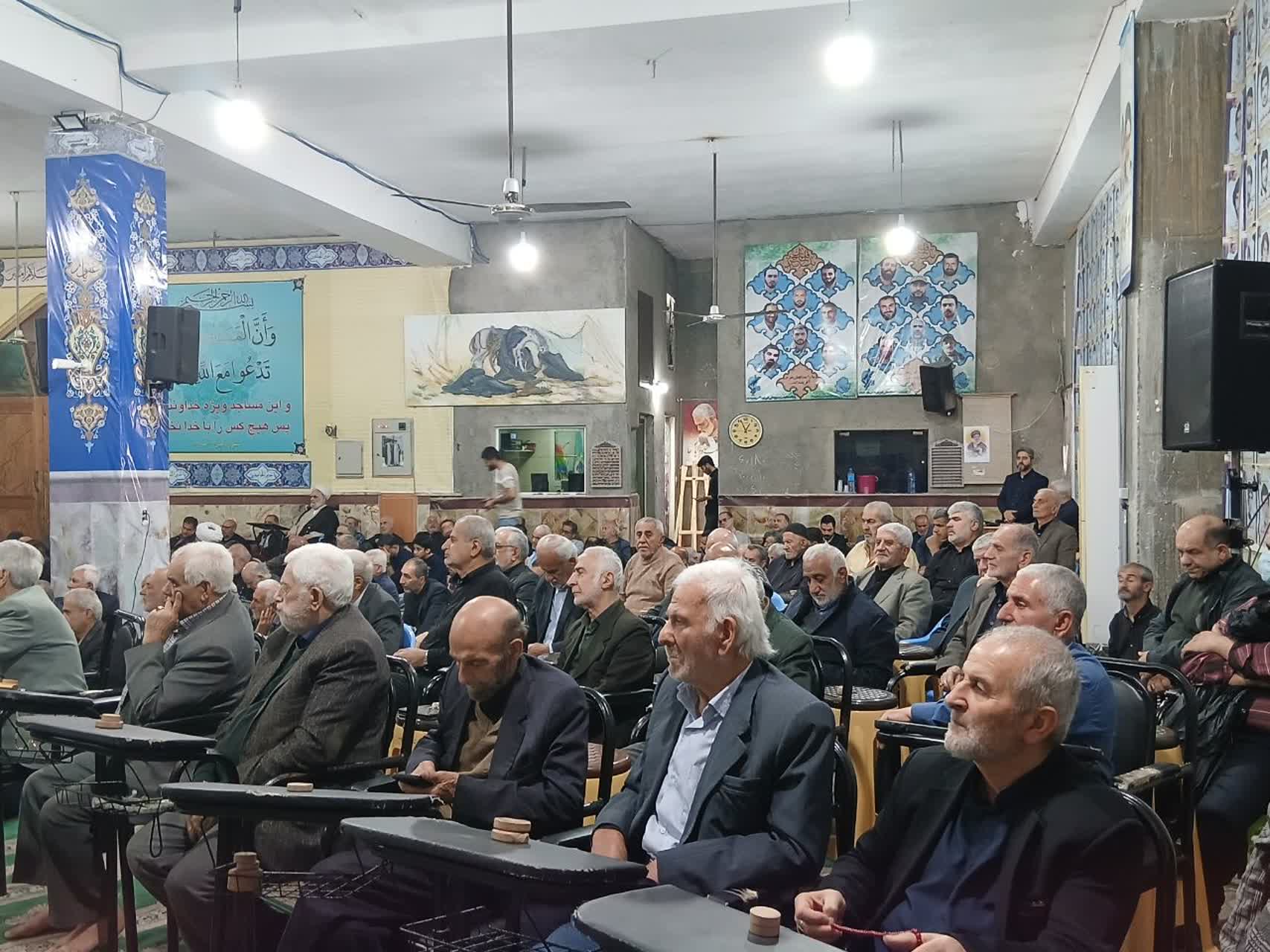 ارتش و سپاه پاره‌تن انقلاب هستند/ شفاعت همه شیعیان با حضرت معصومه(س) است