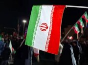 پرچمداری بی‌وقفه؛ فرزندان رشت در ساعات بامداد برای ایران ایستاده‌اند