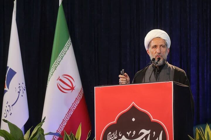 امام جمعه قزوین: تصمیم رهبری ملاک نهایی در موضوع مذاکره است