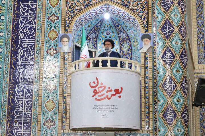 تأکید امام‌جمعه شهرکرد بر همبستگی ملی، حمایت از شروط ایران در مذاکرات