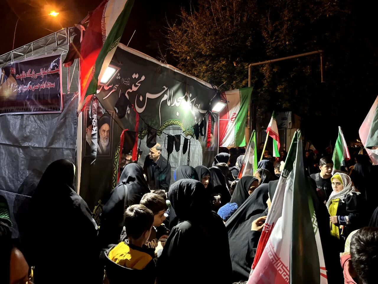 موکب مسجد امام حسن مجتبی(ع) نکا؛ تجلی عشق به رهبر شهید و آرمان‌های مقاومت