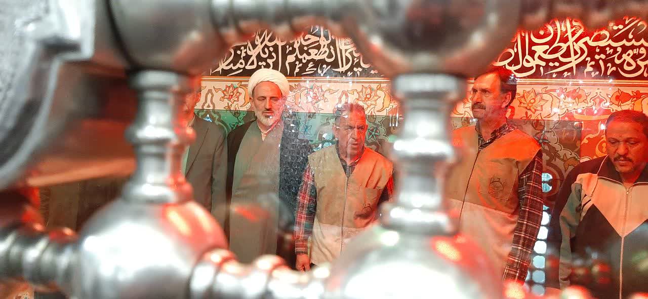 آیین غبارروبی در حرم امامزاده یحیی (ع) سمنان؛ تجلی عشق و ارادت در دهه کرامت