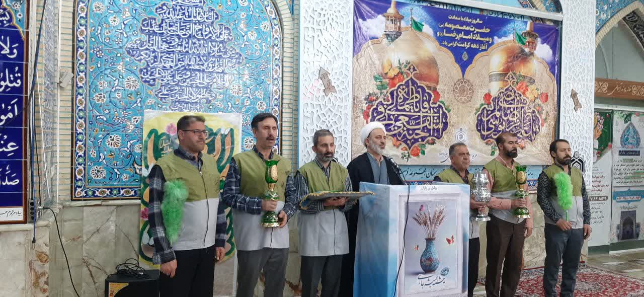 آغاز آیینهای برنامه های بزرگداشت دهه کرامت در استان سمنان