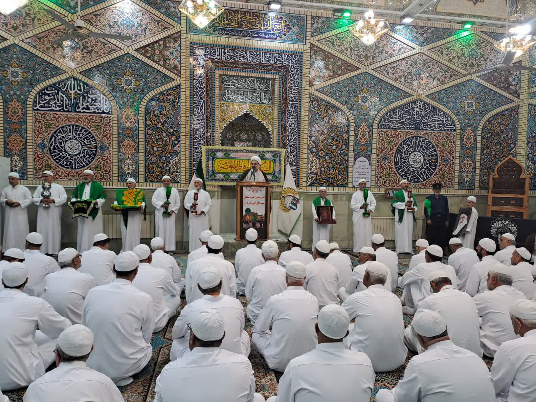 بانوان تاریخساز اسلام هستند / ویژهبرنامههای دهه کرامت در ۲۰۰ بقعه