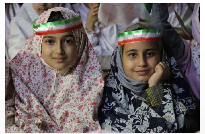 اجتماع دختران کشوردوست به یاد شهدای دختر جنگ