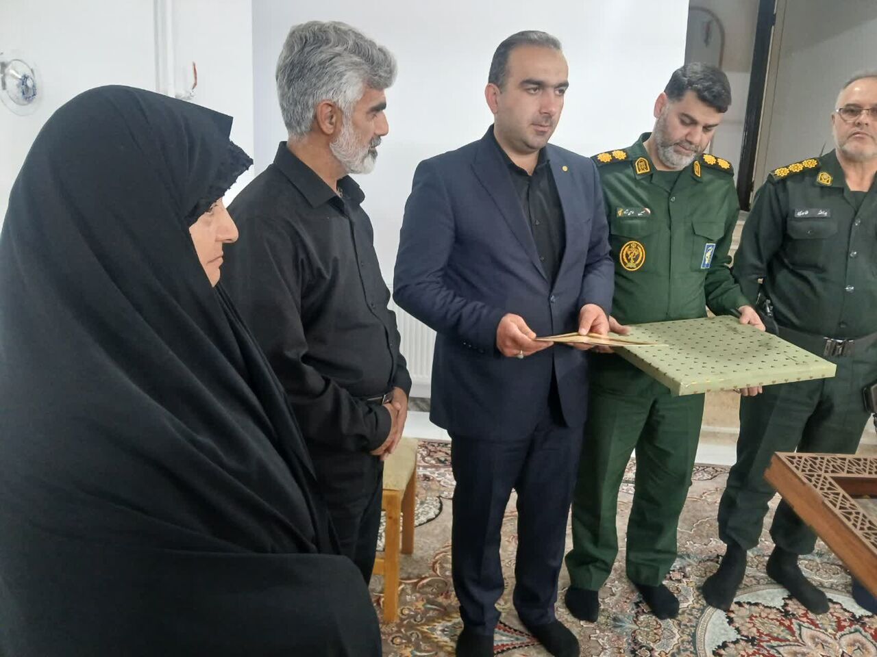 عطر بهشت در میاندورود؛ تکریم خانواده‌های شهدا در سایه‌سار مساجد